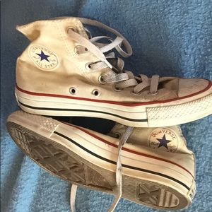 Converse! (Will clean before shipping out)